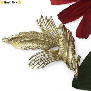 Vintage 1950s Signed Coro Satin Gold‑Tone Leaf Brooch – Layered & Textured – MCM